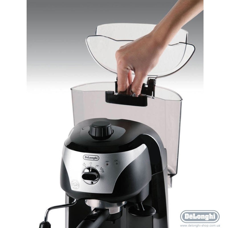 Delonghi Pump Espresso Coffee Machine 1100 W, EC221B